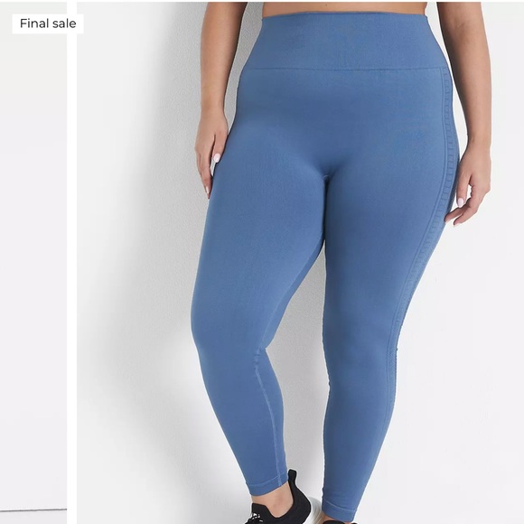 NWT Livi Active Sz 18/20 Horizon Blue 7/8 legging with quilted details down side - Picture 2 of 5